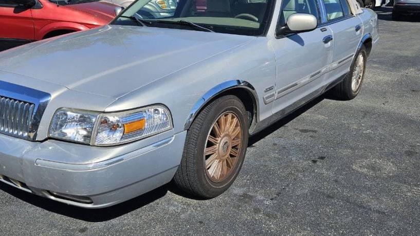 MERCURY GRAND MARQUIS 2010 2MEBM7FV0AX623600 image